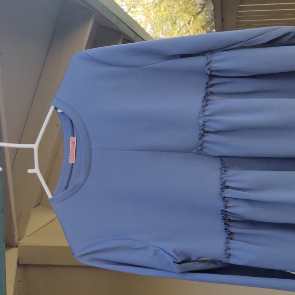 Blue blouse - Picture 2 of 4